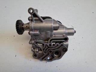 bontott AUDI A4 B8 Olajszivattyú