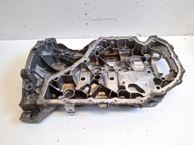 bontott AUDI A4 B8 Olajteknő