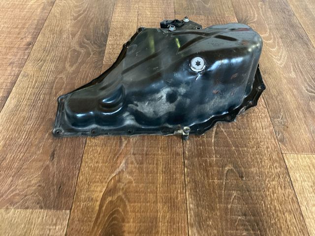 bontott AUDI A4 B8 Olajteknő