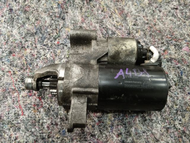 bontott AUDI A4 B8 Önindító