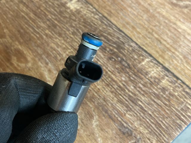 bontott AUDI A4 B8 Porlasztó (1 db)