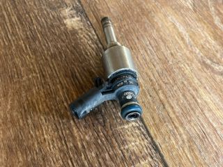 bontott AUDI A4 B8 Porlasztó (1 db)