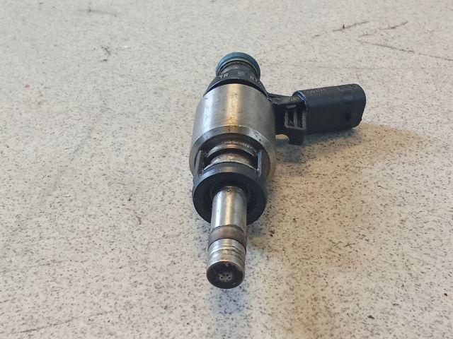 bontott AUDI A4 B8 Porlasztó (1 db)