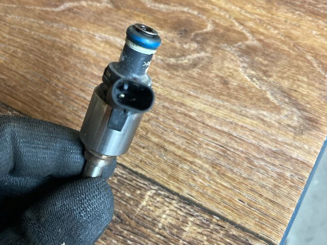 bontott AUDI A4 B8 Porlasztó (1 db)