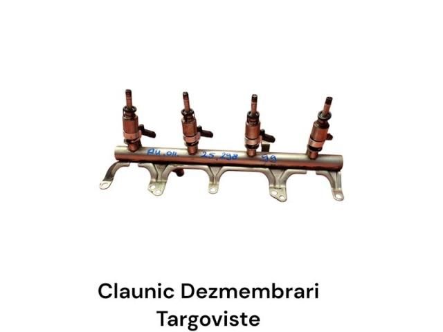 bontott AUDI A4 B8 Porlasztó Sor / Híd