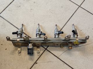 bontott AUDI A4 B8 Porlasztó Sor / Híd