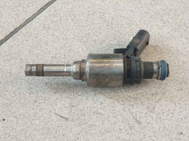 bontott AUDI A4 B8 Porlasztó (1 db)