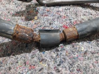 bontott AUDI A4 B8 Szervócső