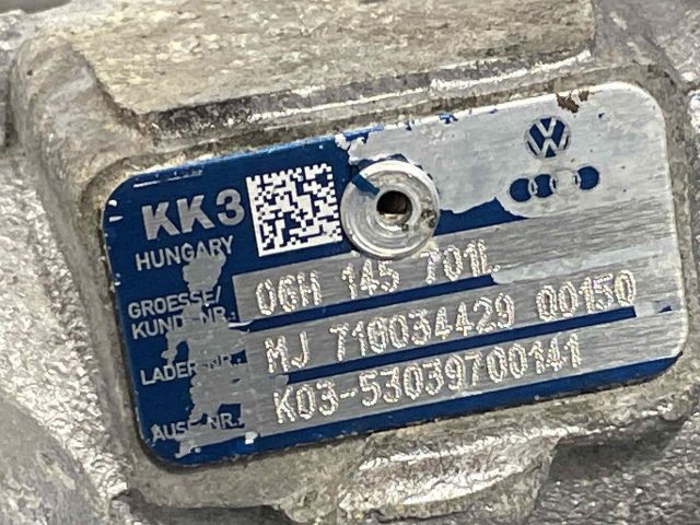 bontott AUDI A4 B8 Turbó