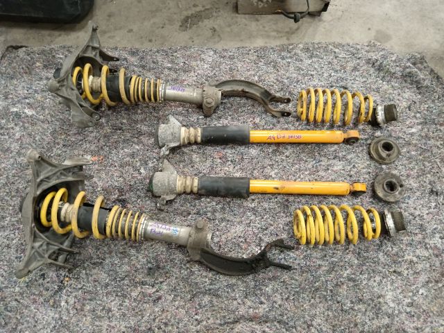 bontott AUDI A4 B8 Ültetőrugó Szett