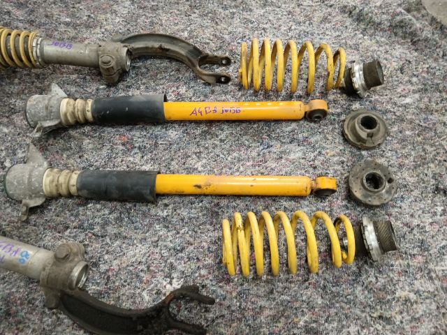 bontott AUDI A4 B8 Ültetőrugó Szett