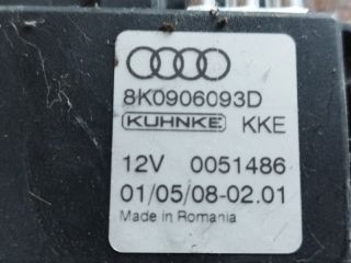 bontott AUDI A4 B8 Üzemanyag Szivattyú Relé