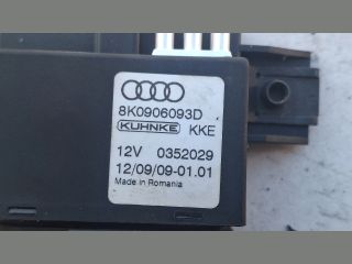 bontott AUDI A4 B8 Üzemanyag Szivattyú Relé