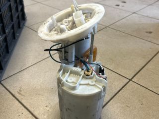 bontott AUDI A4 B8 Üzemanyag Szivattyú