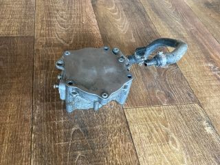 bontott AUDI A4 B8 Vákumpumpa
