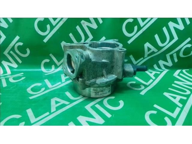 bontott AUDI A4 B8 Vákumpumpa