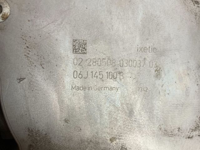 bontott AUDI A4 B8 Vákumpumpa