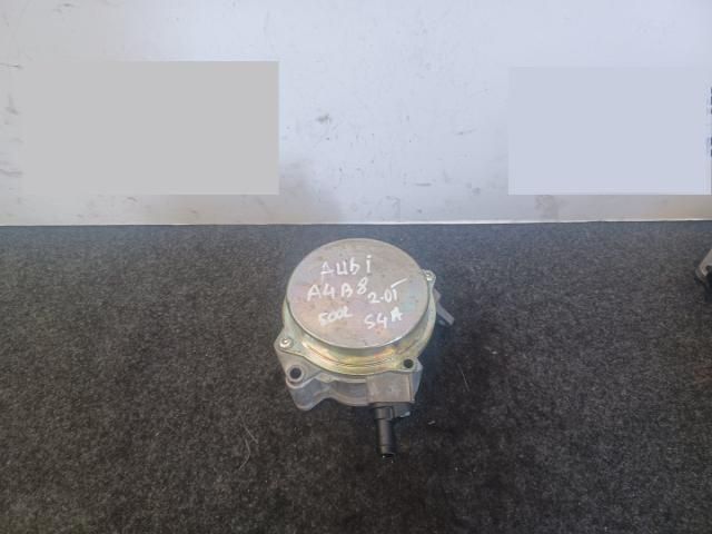 bontott AUDI A4 B8 Vákumpumpa