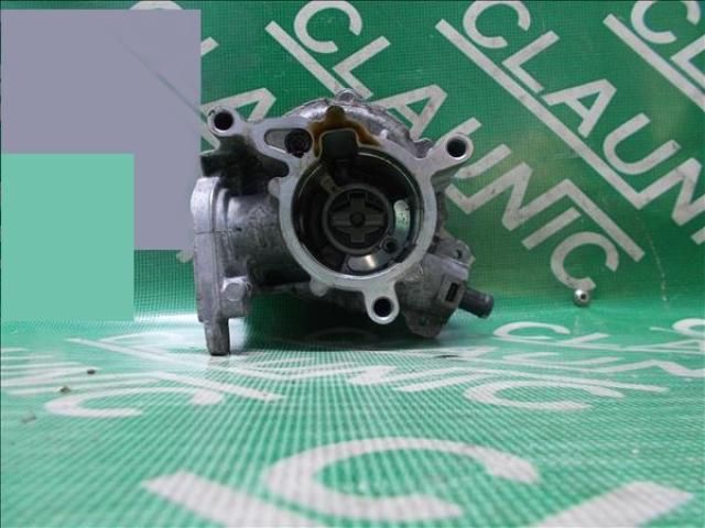 bontott AUDI A4 B8 Vákumpumpa