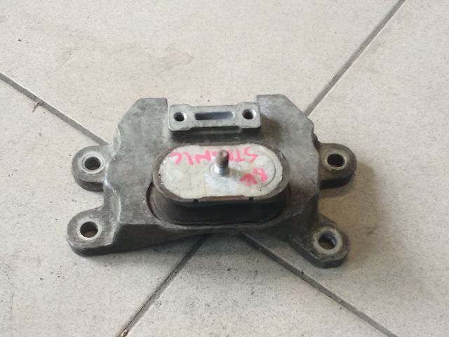 bontott AUDI A4 B8 Váltó Tartó Bak (Pozíciófüggetlen)