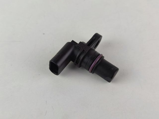 bontott AUDI A4 B8 Vezérműtengely Fordulatszám Jeladó