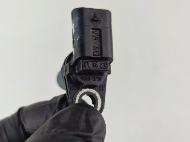 bontott AUDI A4 B8 Vezérműtengely Fordulatszám Jeladó