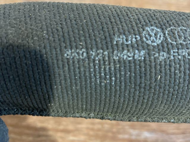 bontott AUDI A4 B8 Vízcső