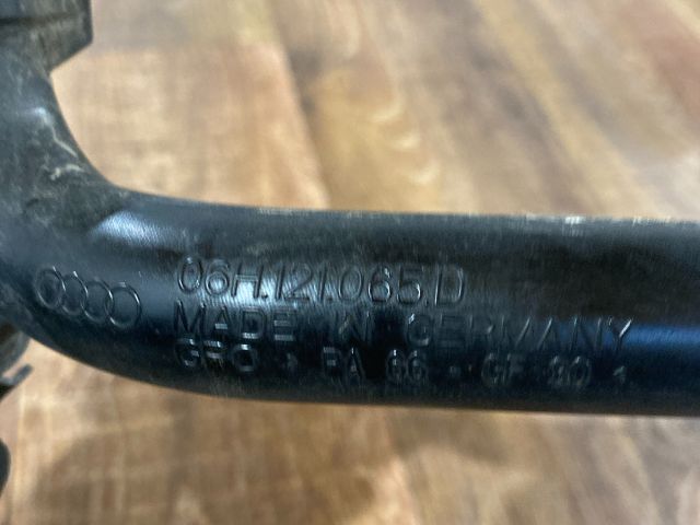 bontott AUDI A4 B8 Vízcső