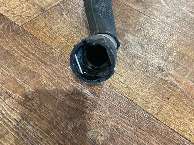 bontott AUDI A4 B8 Vízcső