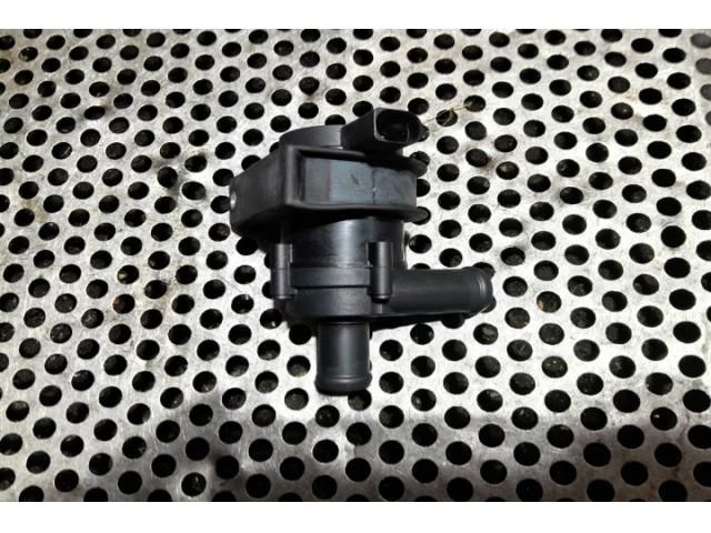 bontott AUDI A4 B8 Vízpumpa