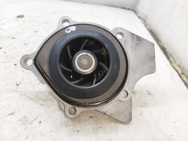 bontott AUDI A4 B8 Vízpumpa