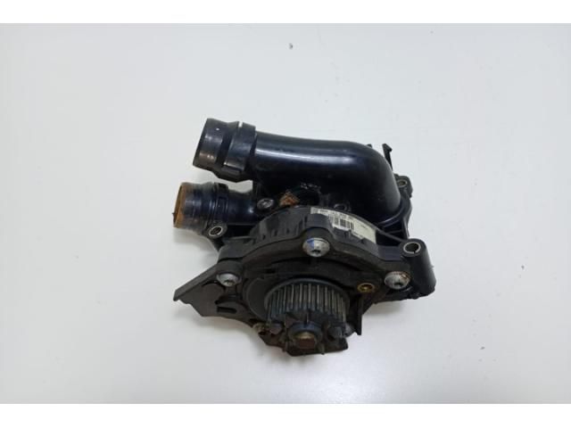 bontott AUDI A4 B8 Vízpumpa