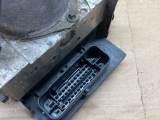 bontott AUDI A4 B8 ABS Kocka