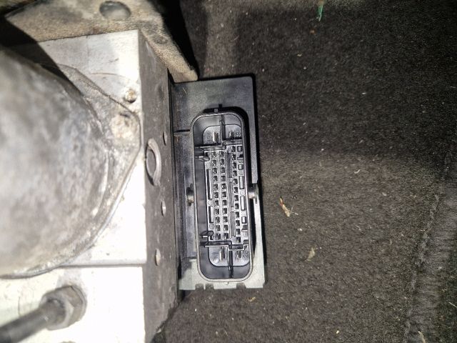 bontott AUDI A4 B8 ABS Kocka