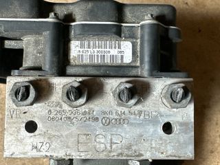 bontott AUDI A4 B8 ABS Kocka