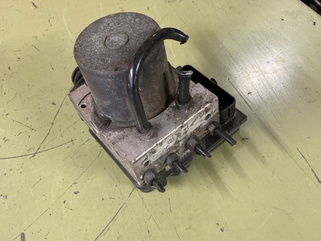 bontott AUDI A4 B8 ABS Kocka