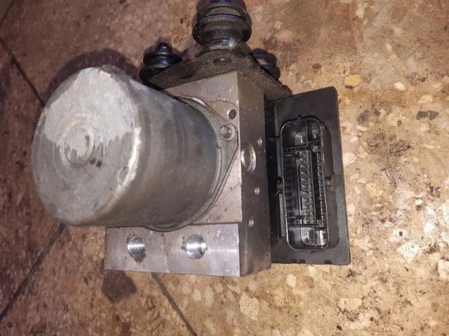 bontott AUDI A4 B8 ABS Kocka