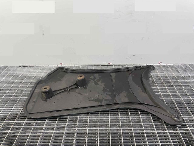 bontott AUDI A4 B8 Alsó Motorburkolat