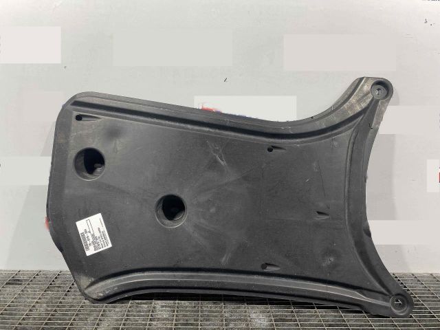 bontott AUDI A4 B8 Alsó Motorburkolat