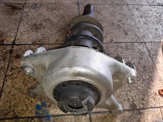 bontott AUDI A4 B8 Bal első Lengéscsillapító