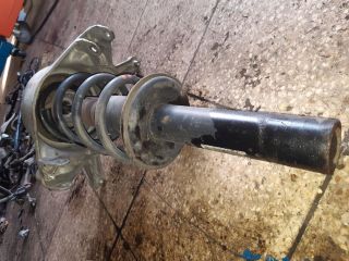 bontott AUDI A4 B8 Bal első Lengéscsillapító