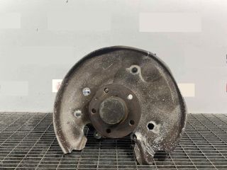 bontott AUDI A4 B8 Bal hátsó Csonkállvány