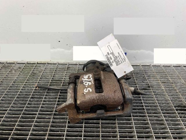 bontott AUDI A4 B8 Bal hátsó Féknyereg Munkahengerrel