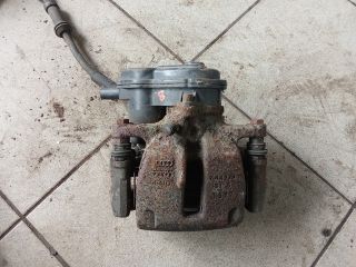 bontott AUDI A4 B8 Bal hátsó Féknyereg Munkahengerrel