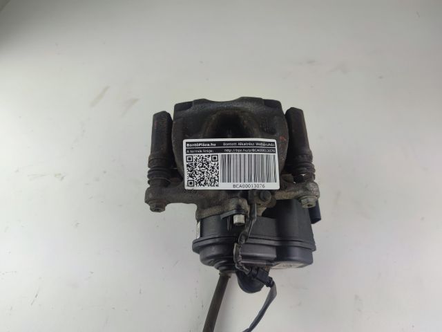 bontott AUDI A4 B8 Bal hátsó Féknyereg Munkahengerrel