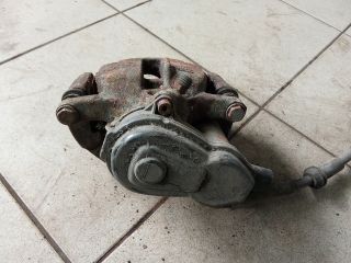 bontott AUDI A4 B8 Bal hátsó Féknyereg Munkahengerrel