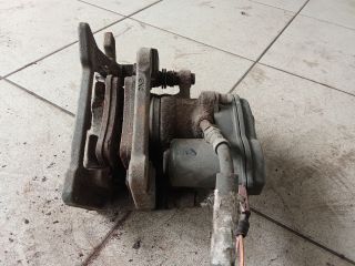 bontott AUDI A4 B8 Bal hátsó Féknyereg Munkahengerrel