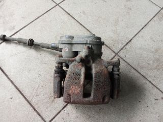 bontott AUDI A4 B8 Bal hátsó Féknyereg Munkahengerrel