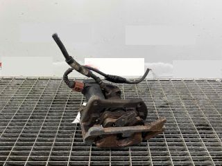 bontott AUDI A4 B8 Bal hátsó Féknyereg Munkahengerrel