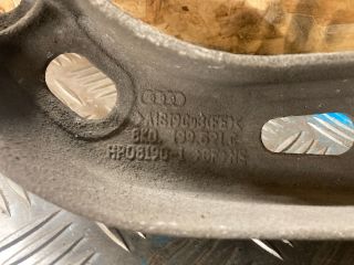 bontott AUDI A4 B8 Billenésgátló Bak